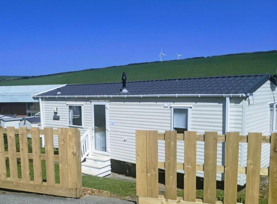 Large 4 Person Couples And Family Caravan In Newquay Bay Resort Eksteriør bilde