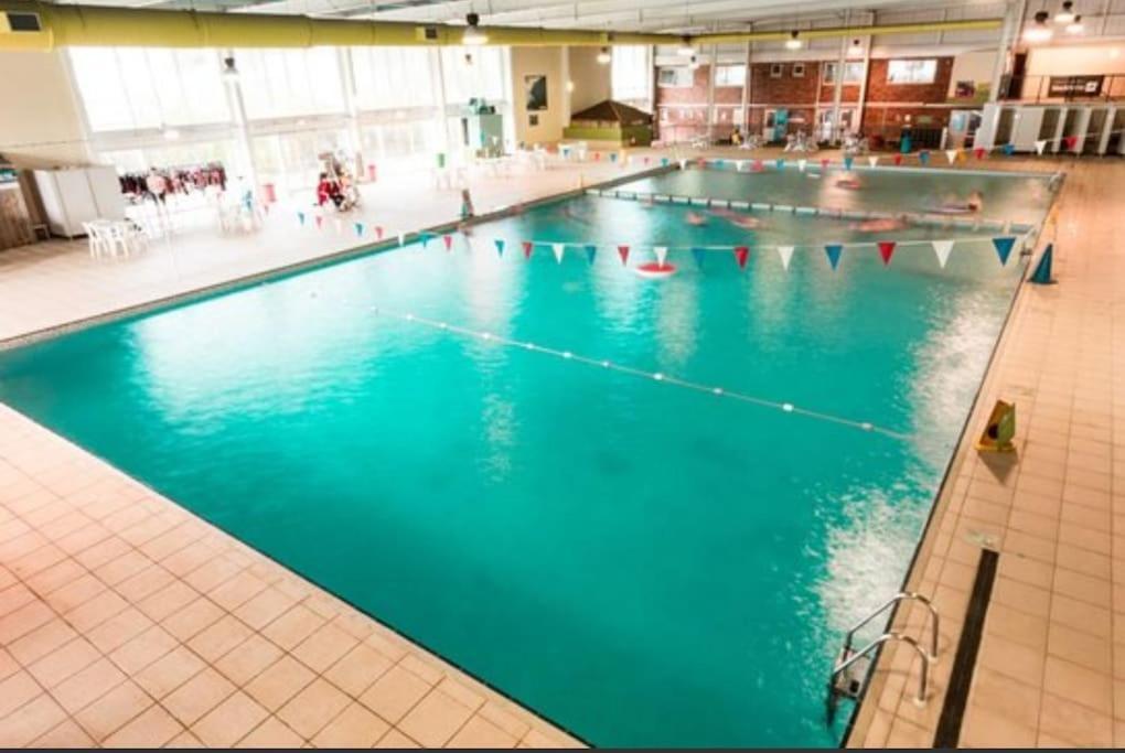 Large 4 Person Couples And Family Caravan In Newquay Bay Resort Eksteriør bilde